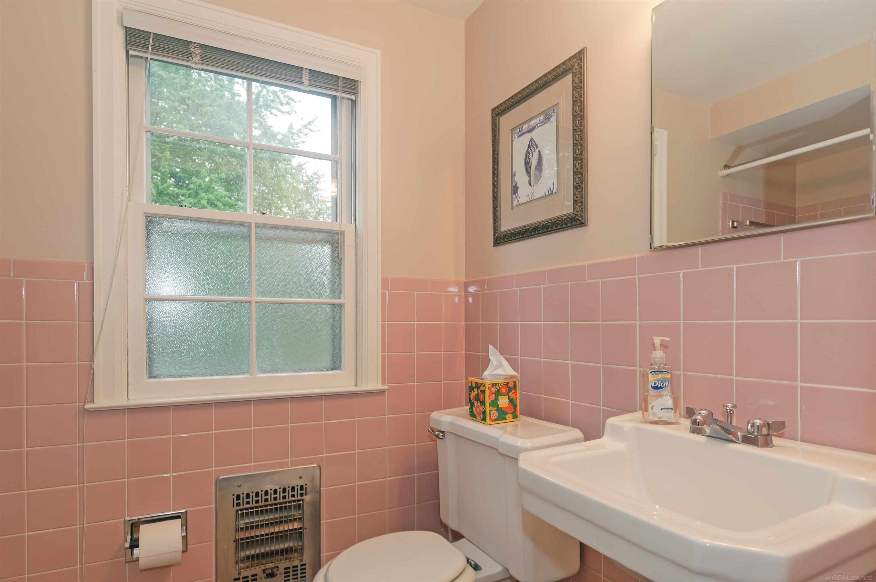 570 Oxford Road Grosse Pointe Woods, MI 48236 - Photo 65 of 99