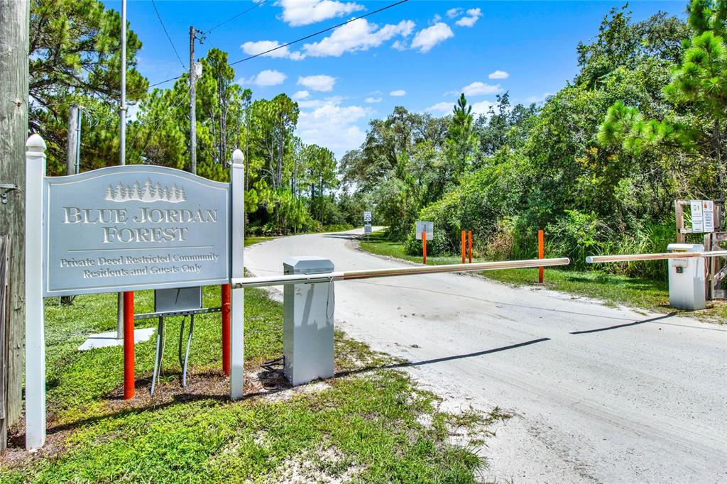 975 Spring Court Frostproof, FL 33843 - Photo 31 of 35 Gated Community Entrance