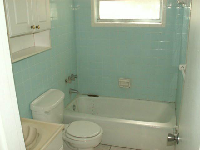 1301 West 7th Street Riviera Beach, FL 33404 - Photo 4 of 10 Additional Photo