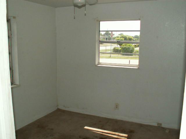 1301 West 7th Street Riviera Beach, FL 33404 - Photo 5 of 10 Additional Photo
