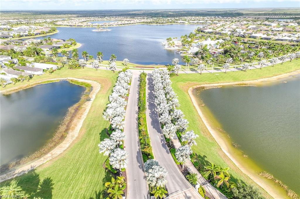 14799 Edgewater Circle Naples, FL 34114 - Photo 32 of 35 a view of a city