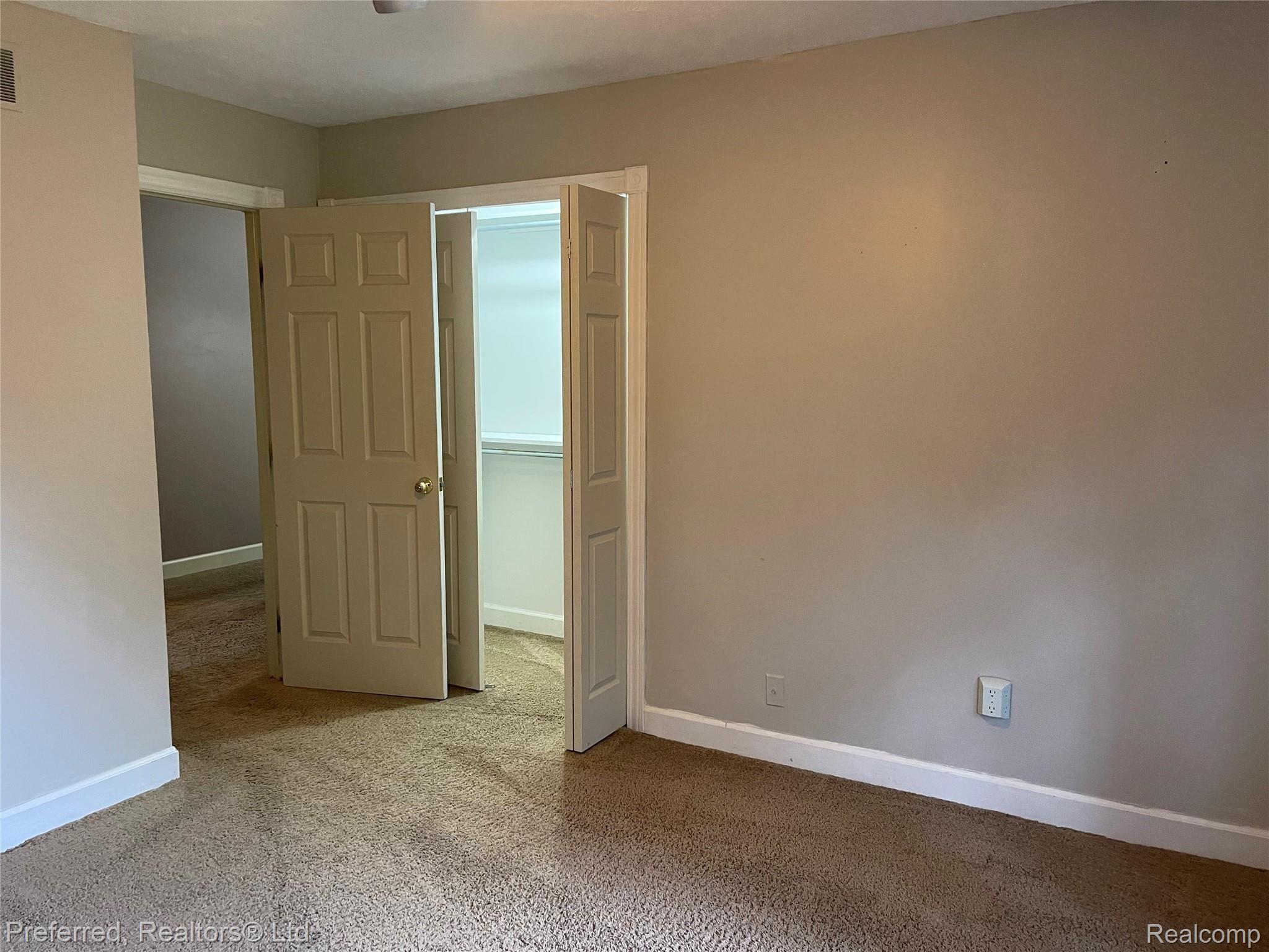 1974 Sexton Road Howell, MI 48843 - Photo 27 of 49 6 Panel Doors
