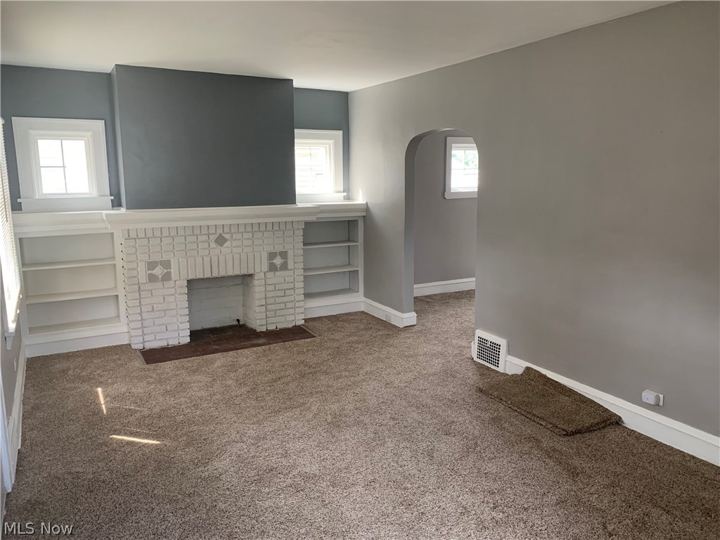 3638 Ludgate Road Cleveland, OH 44120 - Photo 2 of 13