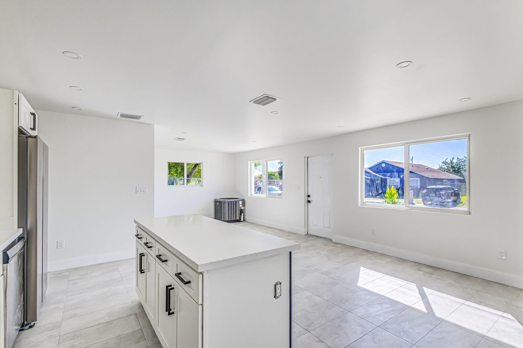1432 West 35th Street Riviera Beach, FL 33404 - Photo 11 of 32 12-web-or-mls-15D1A7460JSInterior-Softne