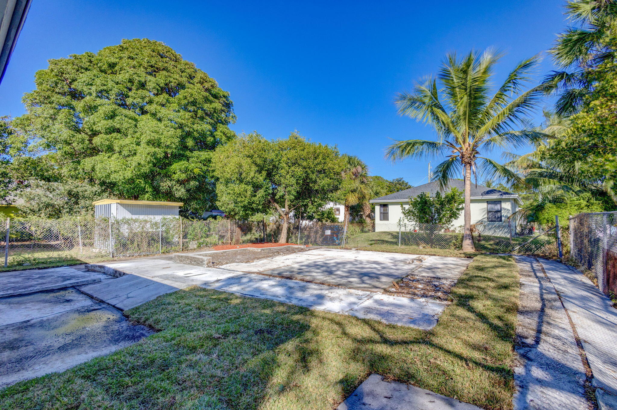 1432 West 35th Street Riviera Beach, FL 33404 - Photo 28 of 32 30-web-or-mls-5D1A7395JS