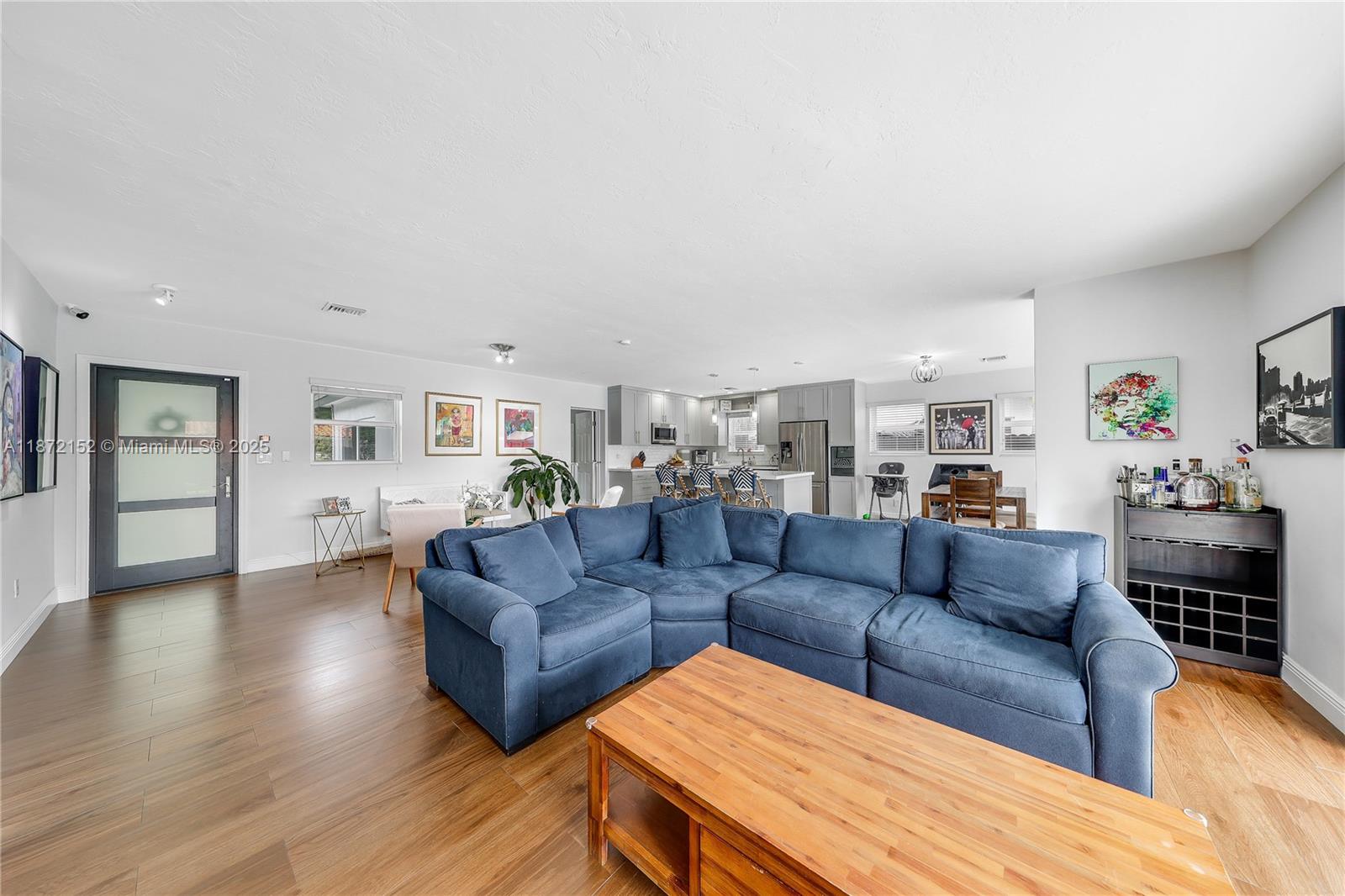 9271 Southwest 58th Terrace Miami, FL 33173 - Photo 13 of 21