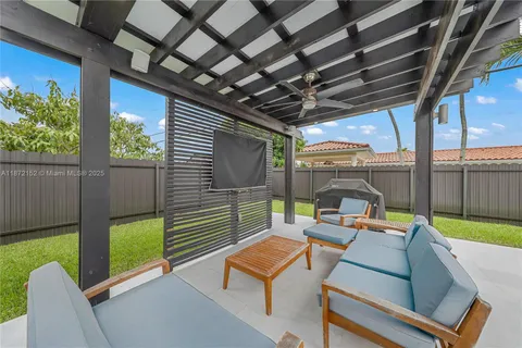 $994,000 | 9271 Southwest 58th Terrace, Miami, FL 33173