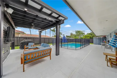 $994,000 | 9271 Southwest 58th Terrace, Miami, FL 33173