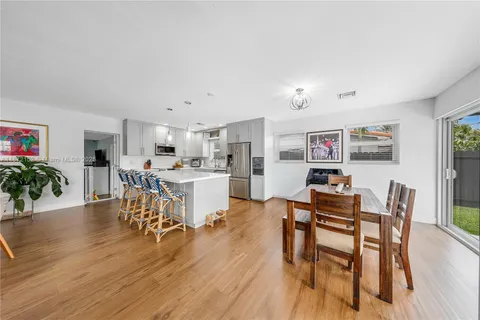 $994,000 | 9271 Southwest 58th Terrace, Miami, FL 33173