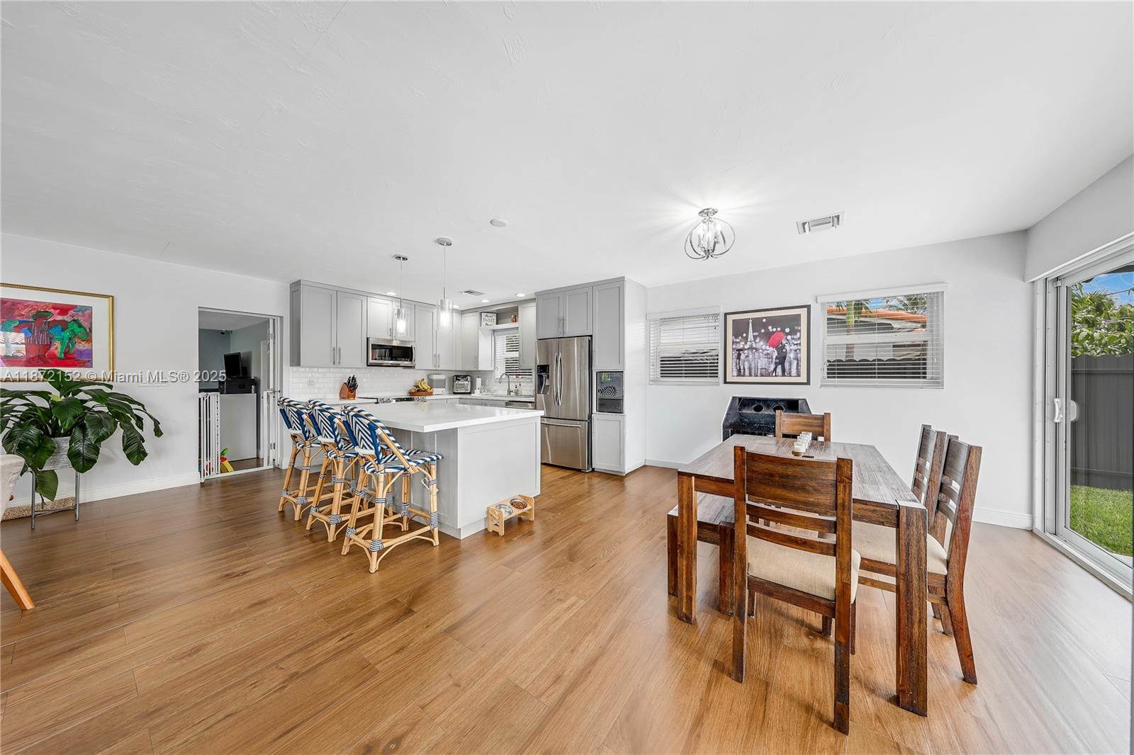 9271 Southwest 58th Terrace Miami, FL 33173 - Photo 8 of 21