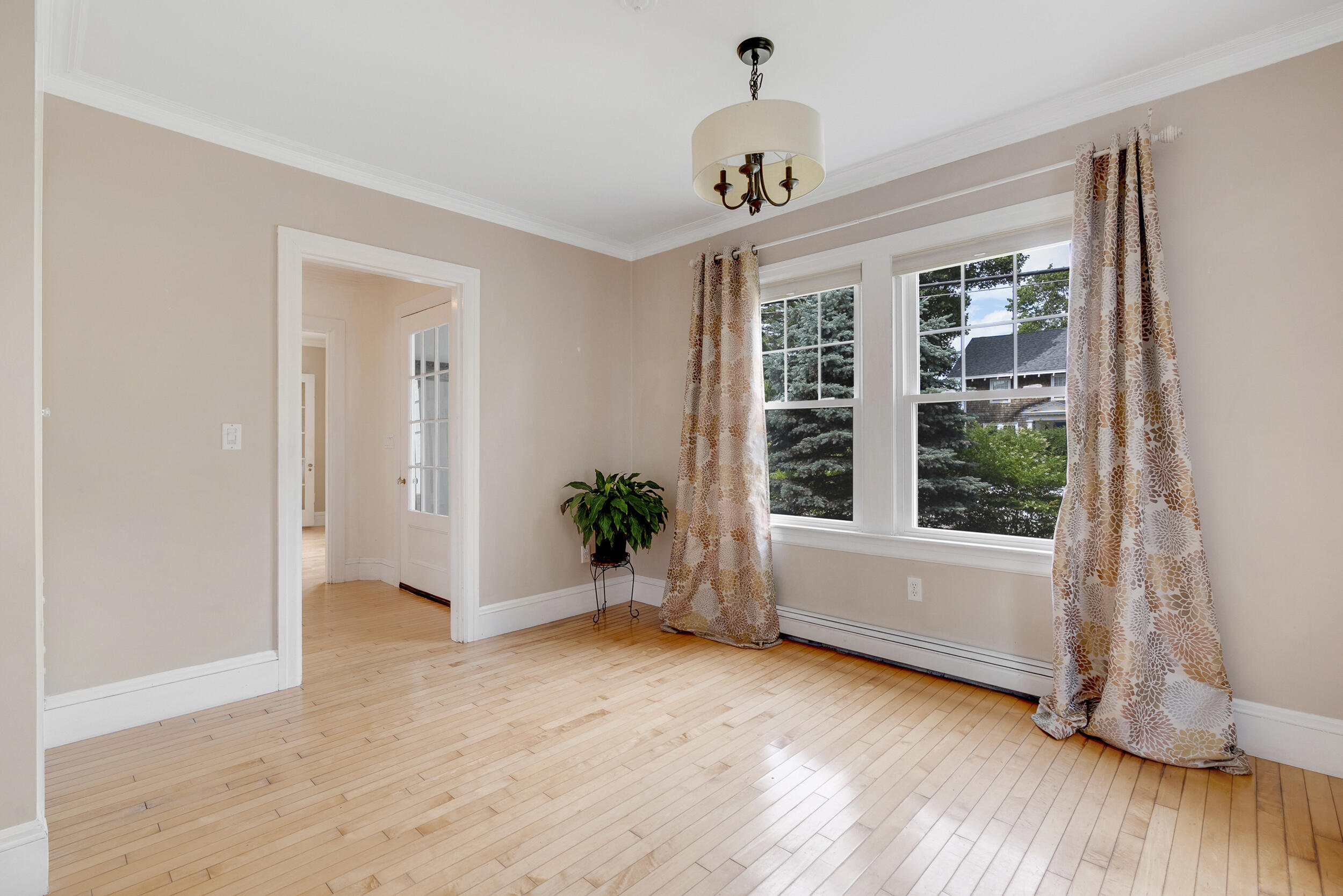 587 Shore Road Cape Elizabeth, ME 04107 - Photo 11 of 35 587shore-37