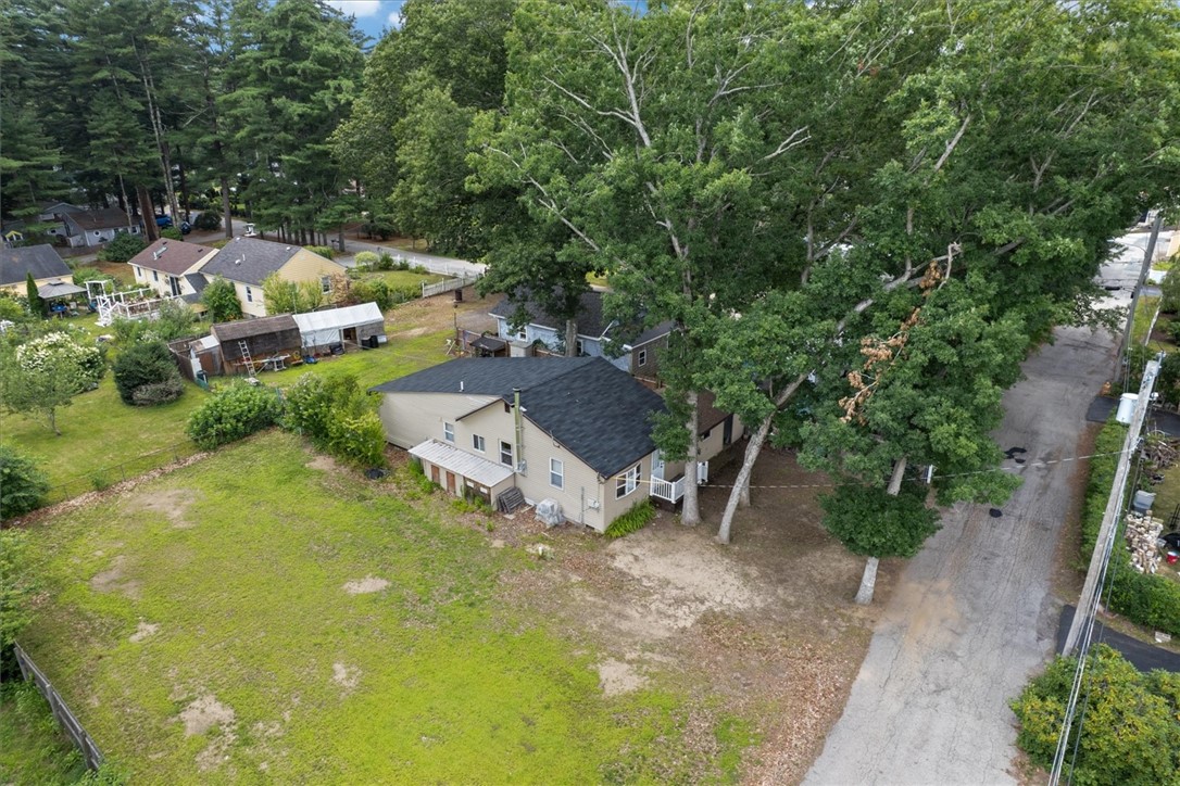 193 Shady Valley Road Coventry, RI 02816 - Photo 4 of 36 Gallery Image 4