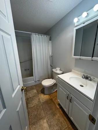 $2,700 | 500 Salem Street, Unit 808, Medford, MA 02155