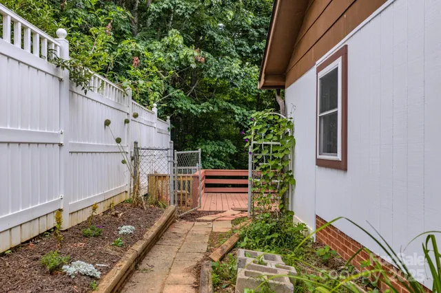 $399,900 | 85 Pine Ridge Road, Mars Hill, NC 28754