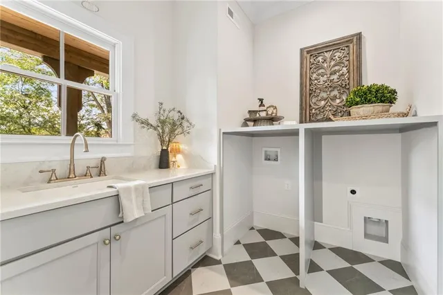 $1,845,000 | 419 Campbell Hill Street Northwest, Marietta, GA 30060