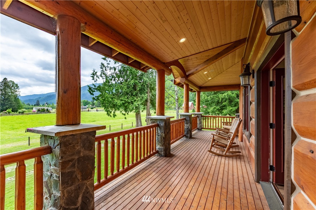5052 Potter Road Deming, WA 98244 - Photo 12 of 37