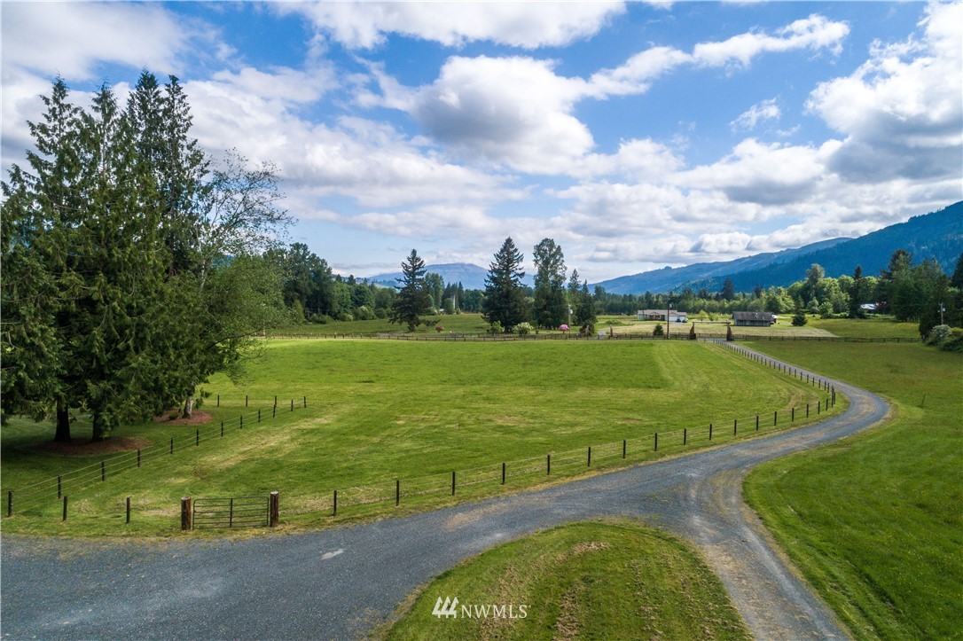 5052 Potter Road Deming, WA 98244 - Photo 33 of 37