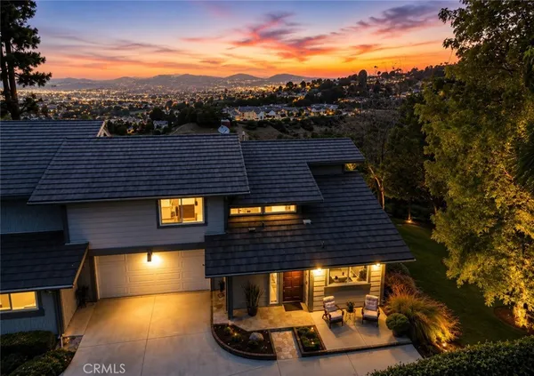 $899,900 | 7300 East Singingwood Drive, Anaheim Hills, CA 92808