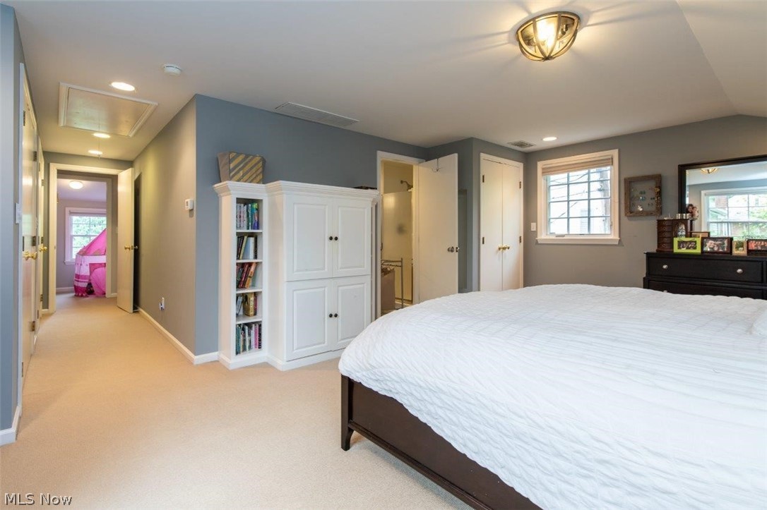 2667 Cranlyn Road Shaker Heights, OH 44122 - Photo 17 of 35 Large Master Bedroom Suite with
Custom Built-ins and Glamour Bathroom