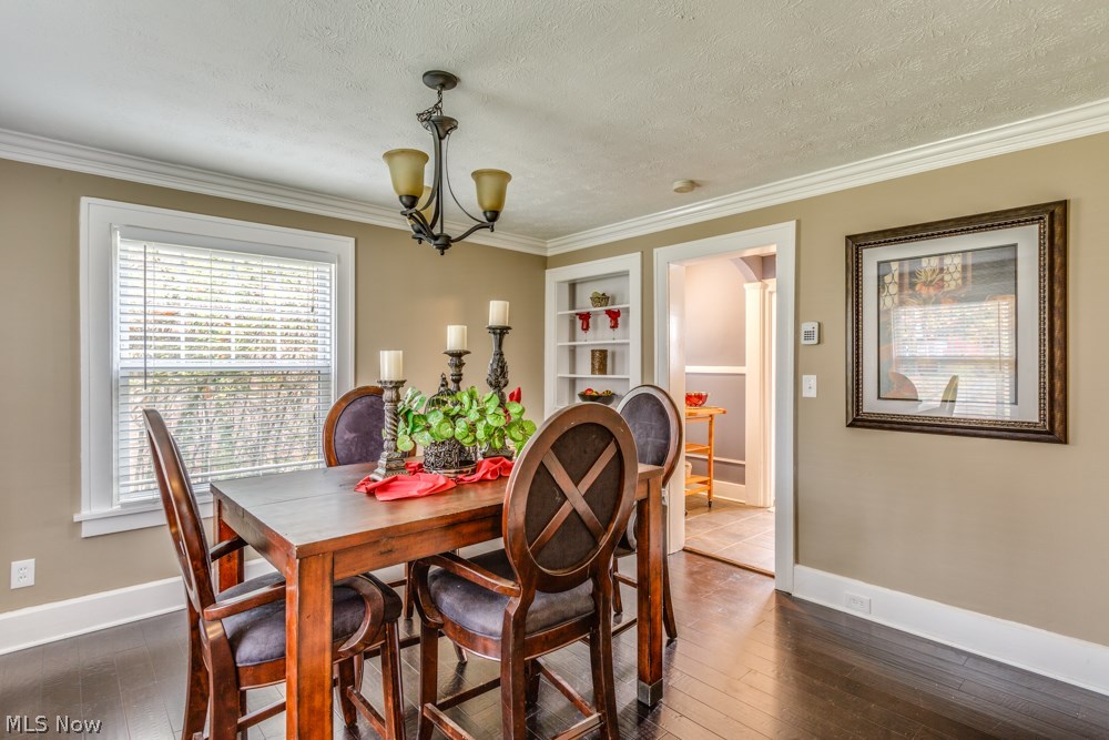 3161 Chadbourne Road Cleveland, OH 44120 - Photo 9 of 22