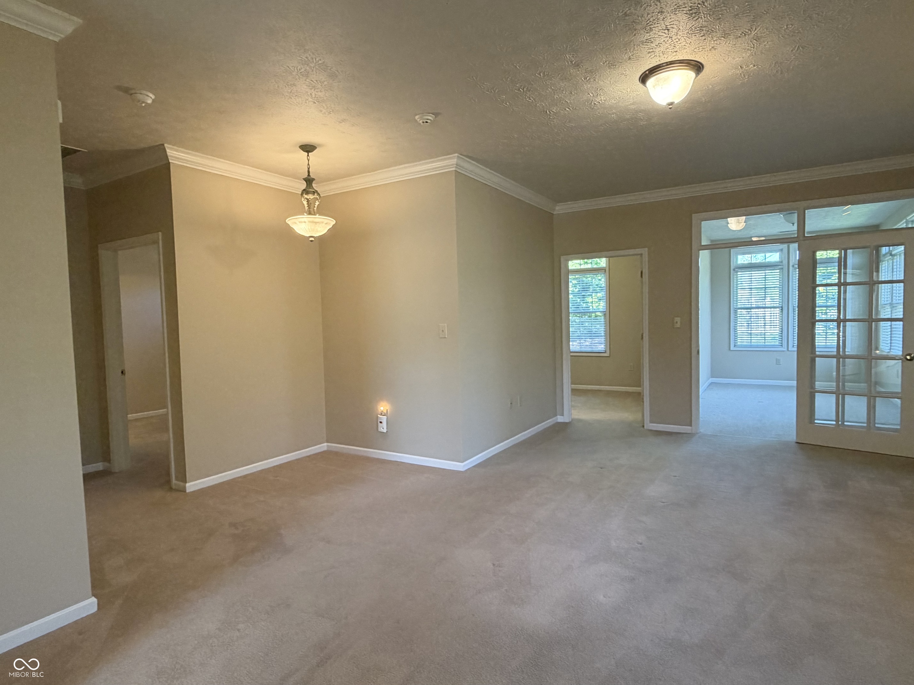 932 Kirkpatrick Place Greenfield, IN 46140 - Photo 5 of 24
