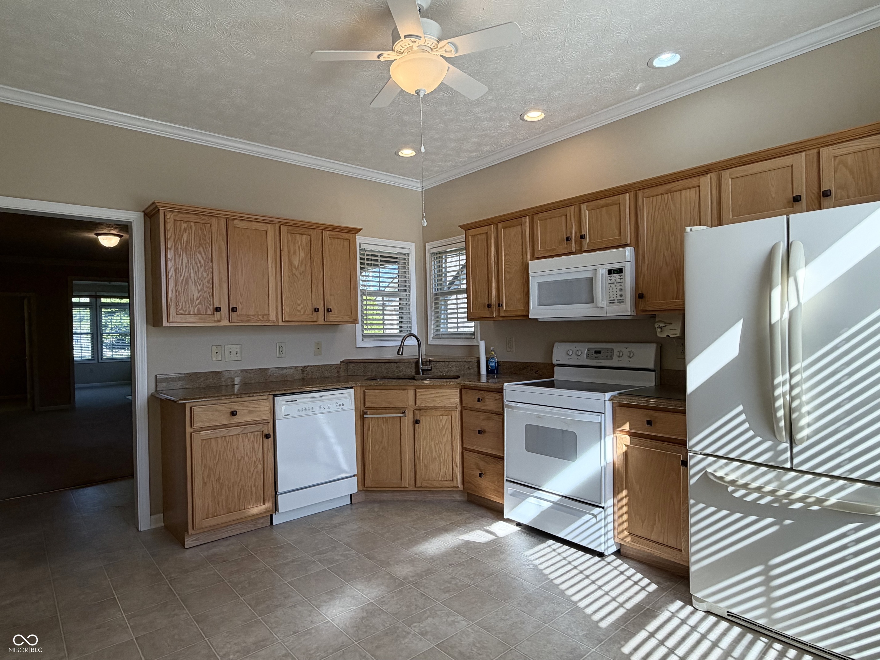 932 Kirkpatrick Place Greenfield, IN 46140 - Photo 10 of 24