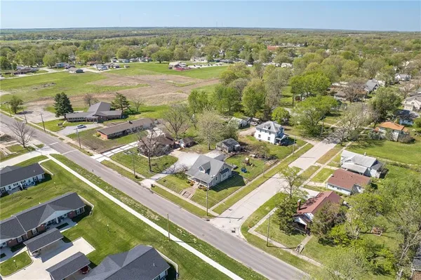 $249,900 | 1403 3rd Street, Chillicothe, MO 64601