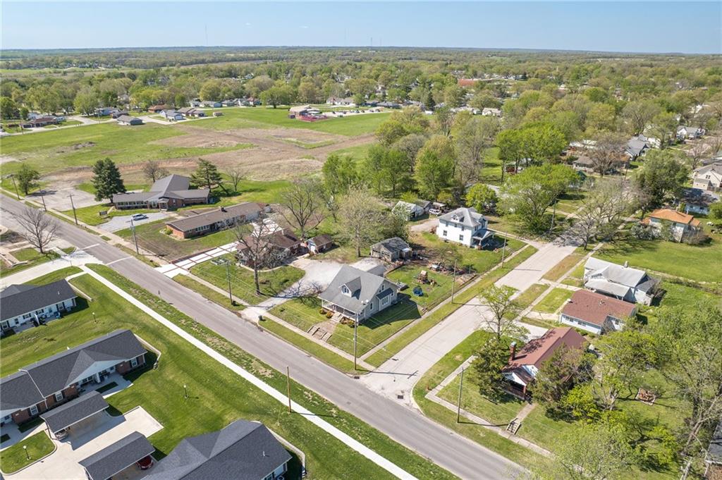 1403 3rd Street Chillicothe, MO 64601 - Photo 11 of 31