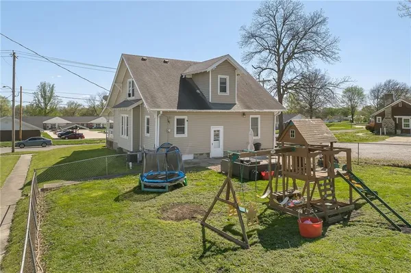 $249,900 | 1403 3rd Street, Chillicothe, MO 64601