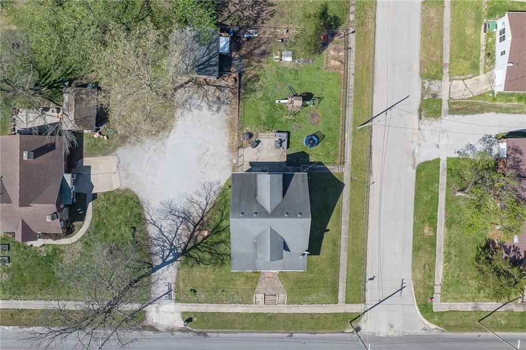 1403 3rd Street Chillicothe, MO 64601 - Photo 7 of 31