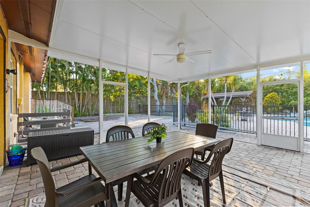 4301 South Lockwood Ridge Road Sarasota, FL 34231 - Photo 42 of 46 Gallery Image 42