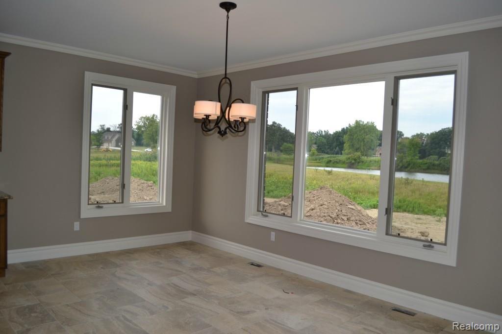 11550 Erin's Way Romeo, MI 48065 - Photo 8 of 32