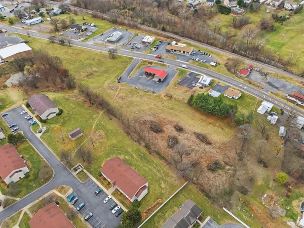 view of a tennis court
