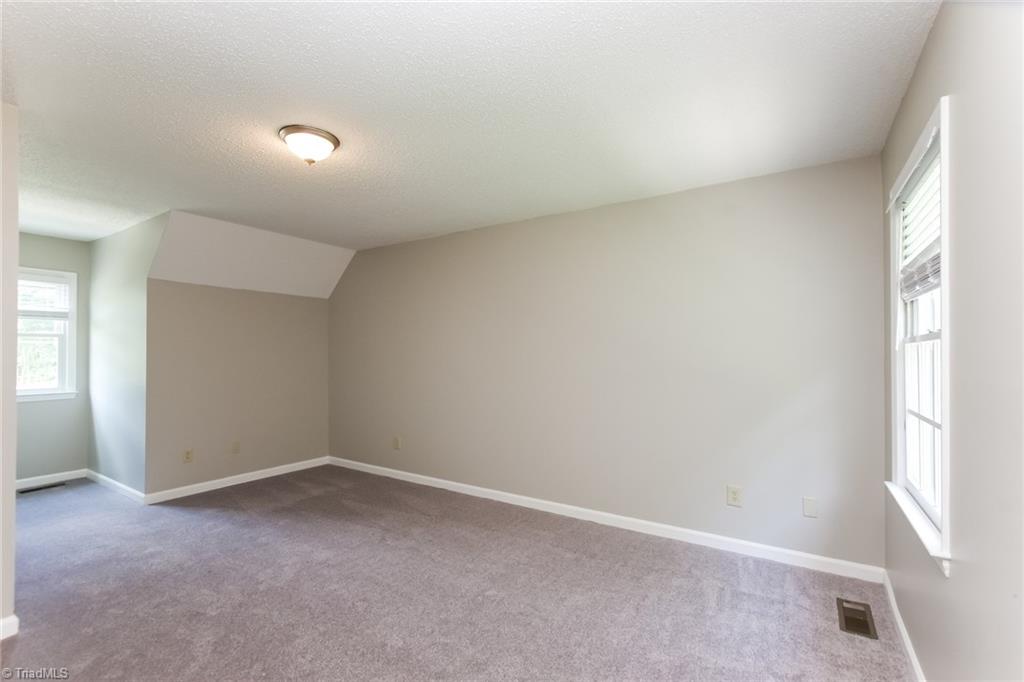 2539 Old Mill Road High Point, NC 27265 - Photo 11 of 17