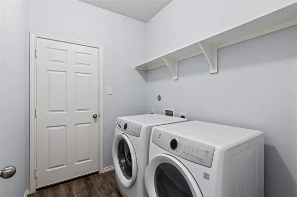 $1,695 | 2024 Cedar Tree Court, Conroe, TX 77301