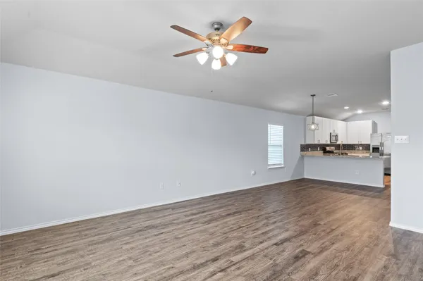 $1,695 | 2024 Cedar Tree Court, Conroe, TX 77301