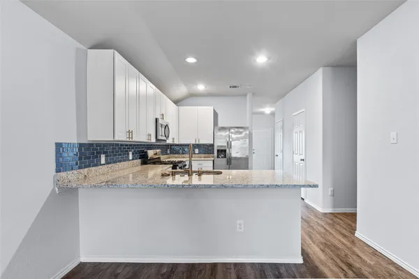 $1,695 | 2024 Cedar Tree Court, Conroe, TX 77301