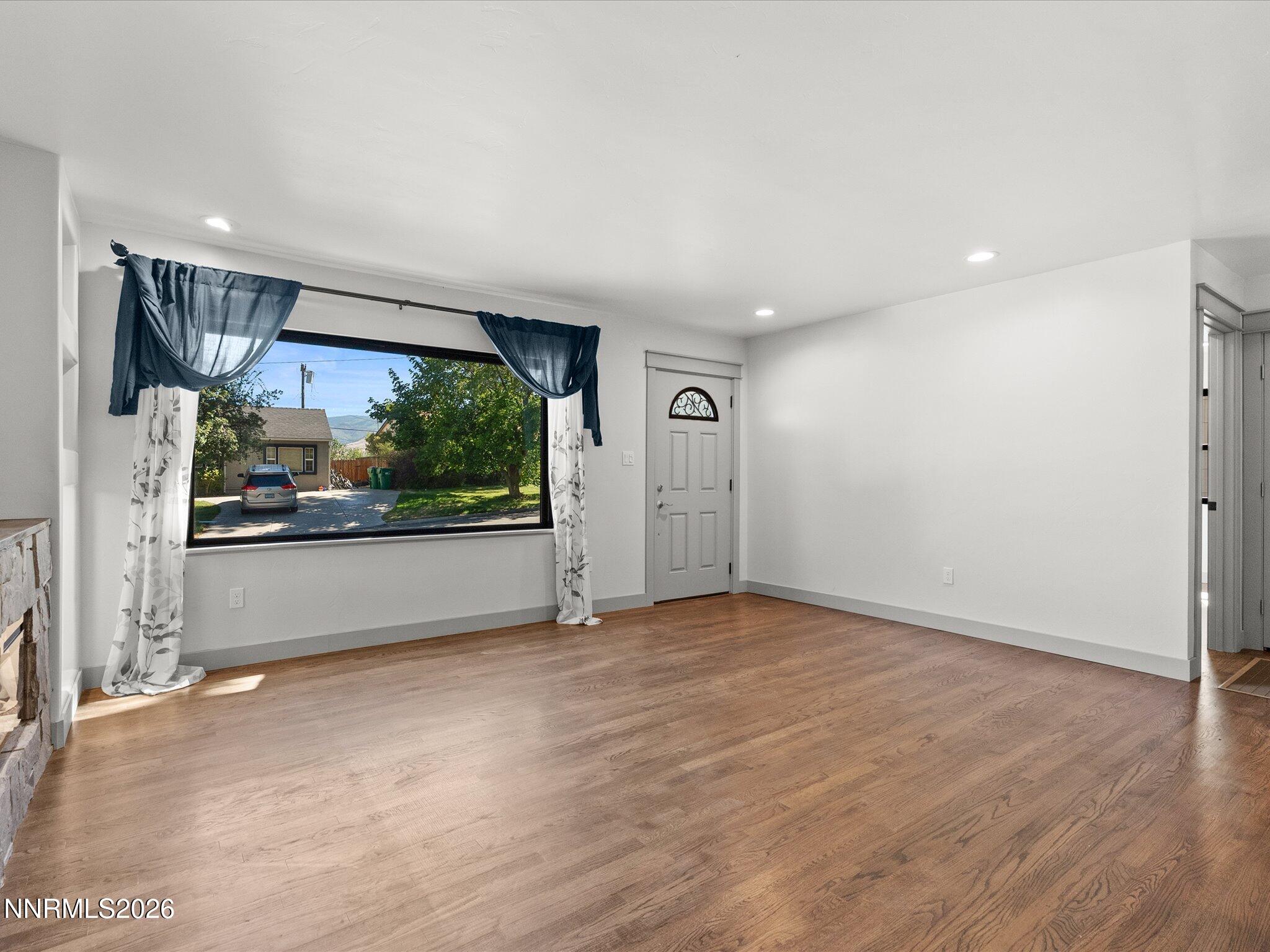 1312 Wesley Drive Reno, NV 89503 - Photo 6 of 32 11-1312 Wesley Dr-110