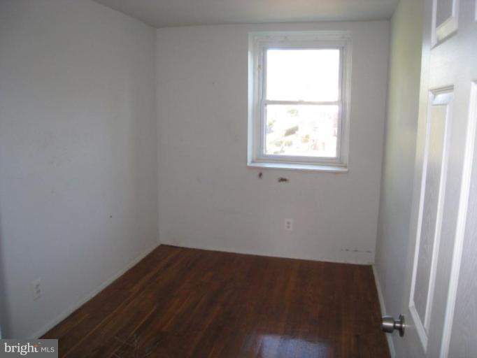 5902 Laclede Road Baltimore, MD 21206 - Photo 5 of 7 Bedroom #2