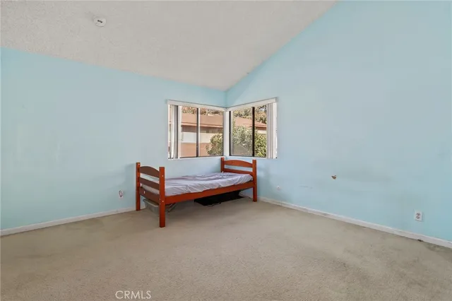 $989,000 | 33 Northwoods Lane, La Crescenta, CA 91214