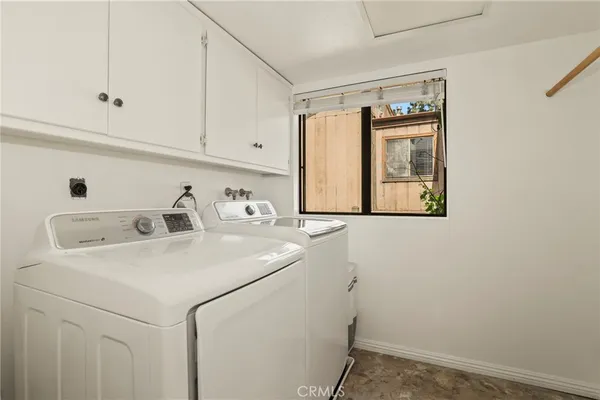 $949,000 | 33 Northwoods Lane, La Crescenta, CA 91214