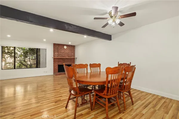 $949,000 | 33 Northwoods Lane, La Crescenta, CA 91214
