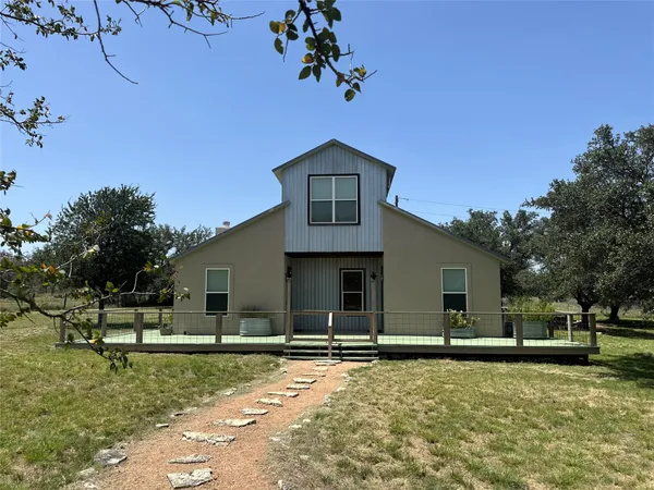 $799,000 | 332 Turkey Drive, Dripping Springs, TX 78620