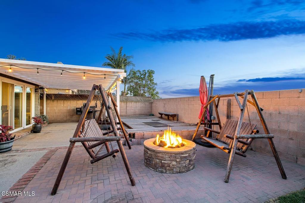 4787 North Buttercreek Road Moorpark, CA 93021 - Photo 29 of 31 a view of a swimming pool with a lounge chair