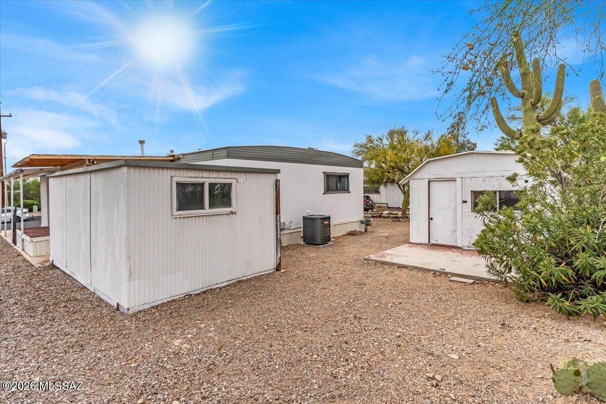 5972 West Rafter Cir Street Tucson, AZ 85713 - Photo 38 of 41 Large Shed