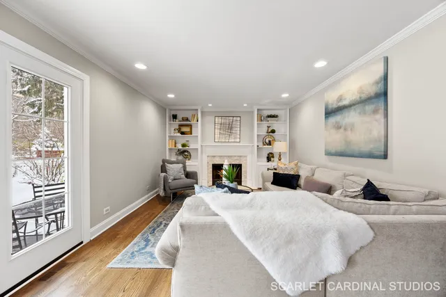 $535,000 | 295 Meadowview Lane, Aurora, IL 60502