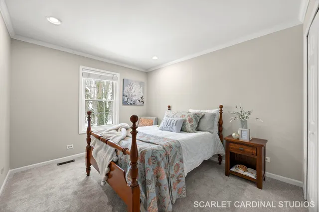 $535,000 | 295 Meadowview Lane, Aurora, IL 60502