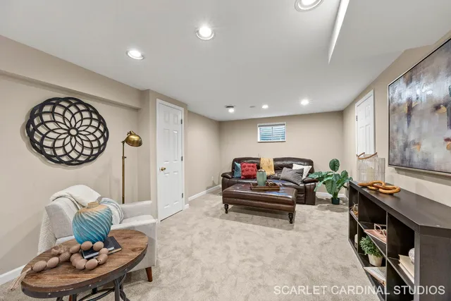 $535,000 | 295 Meadowview Lane, Aurora, IL 60502