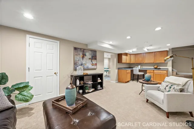 $535,000 | 295 Meadowview Lane, Aurora, IL 60502