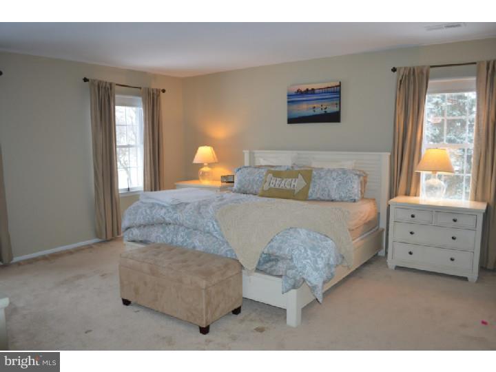 585 Sentinel Road Moorestown, NJ 08057 - Photo 5 of 6 Gallery Image 5